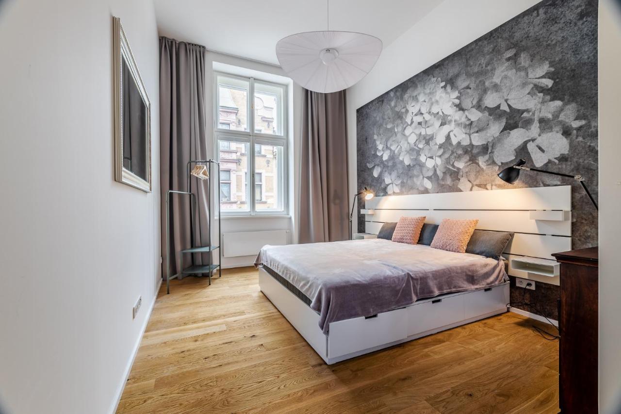 Elegant Apartments Located In The Centre Of Prague Exterior photo